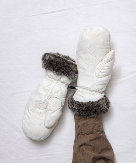 Eddie bauer 00s puffer/fur mittens
