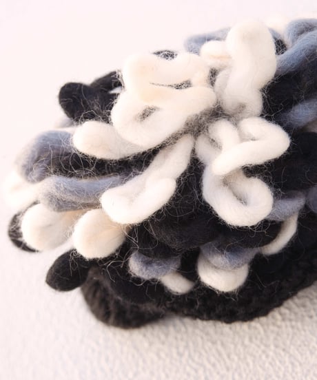 pom pom knit