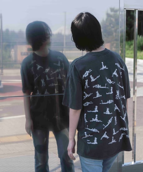 90s fashion victim 48 tricks Tee