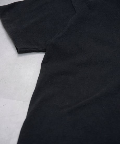 80s vtg peace mark print T