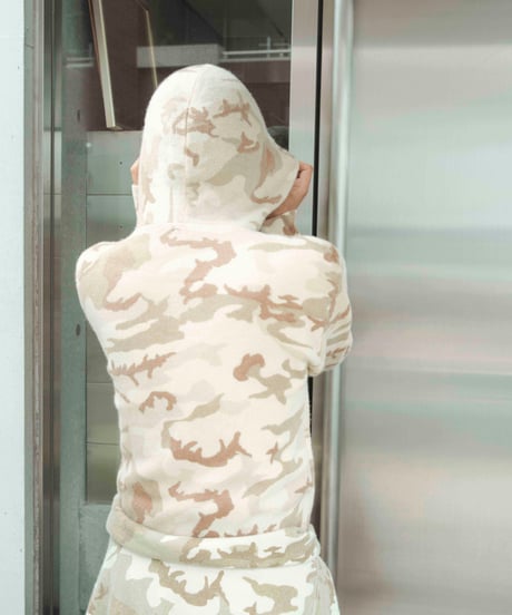90-00s 'the great china wall' 100% cashmere camo knit hoodie