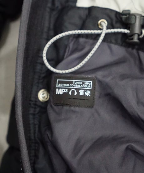 late 90s NIKE tech multipocket down coat