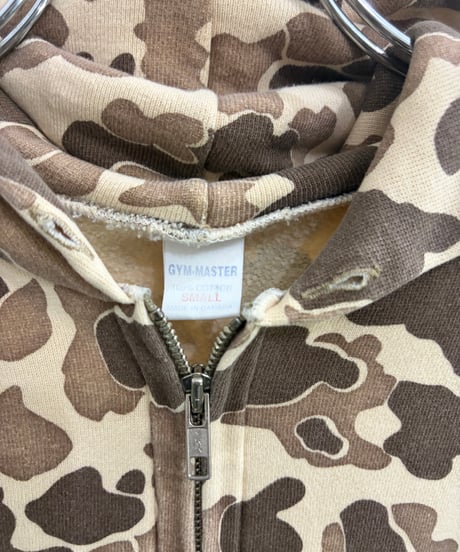 90s camo zipup hoodie