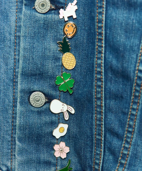 90s Levi's pins design denim jacket