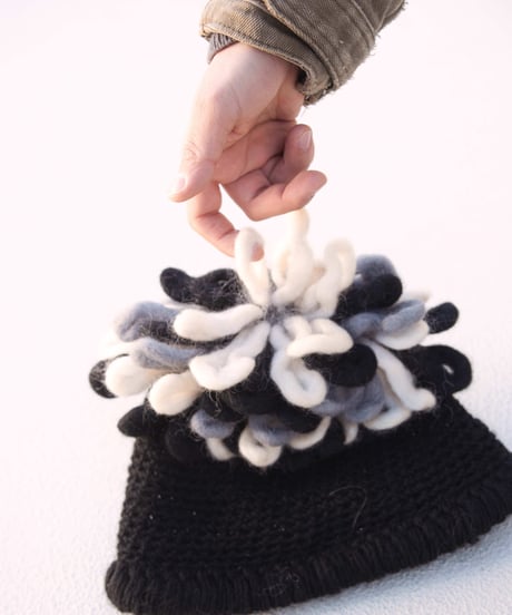 pom pom knit