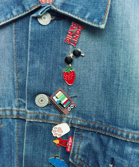 90s Levi's pins design denim jacket