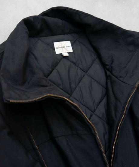 Calvin Klein 00s diagonal zip padded jacket