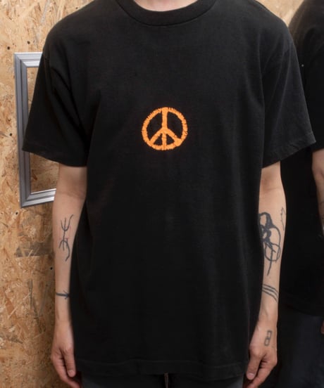 80s vtg peace mark print T