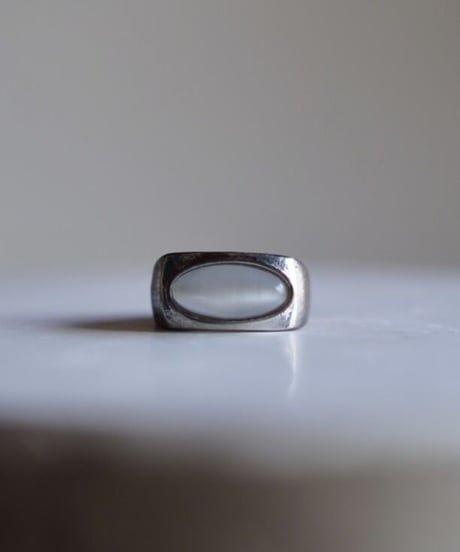 WhitePearl Silver Ring