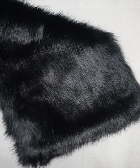 BANANA REPUBLIC fake fur long muffler