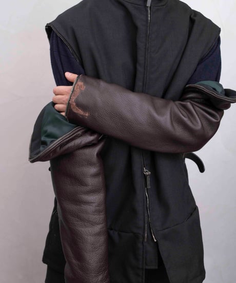 GIANFRANCO FERRE leather docking detachable jacket