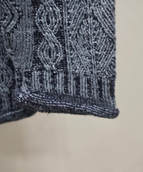 90s unknown long neck cable knit