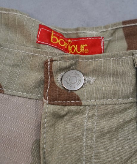 90s vtg bonjour camouflage cotton shorts (deadstock)