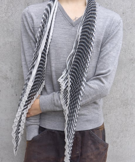 GIORGIO ARMANI pleats scarf