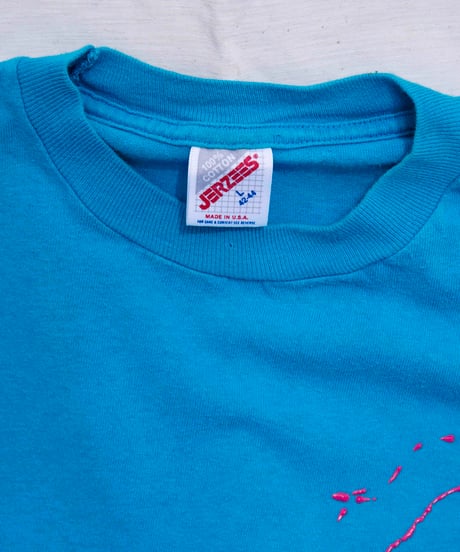 90s vtg painting design Tee