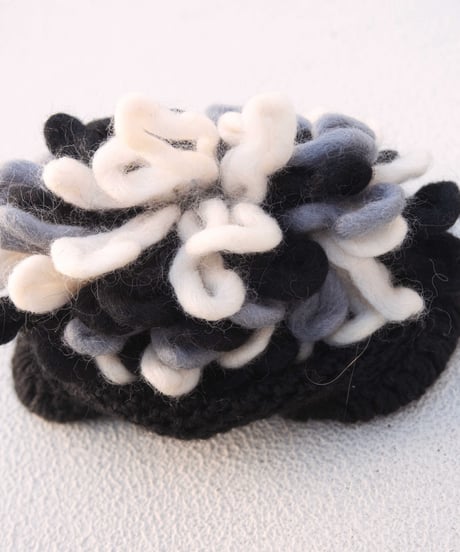 pom pom knit