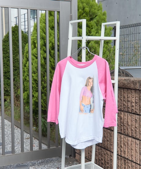 90s Britney Spears raglan tee