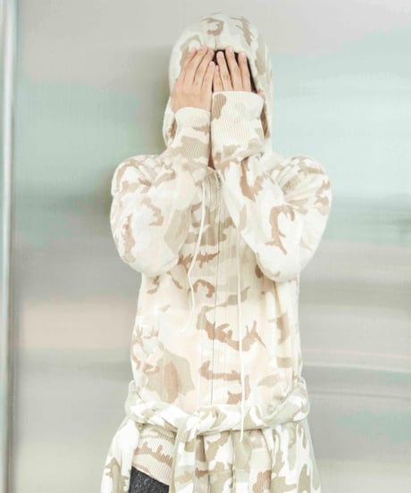 90-00s 'the great china wall' 100% cashmere camo knit hoodie