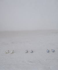 Akoya kumo stud pierce