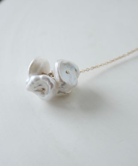 bouquet M  long necklace
