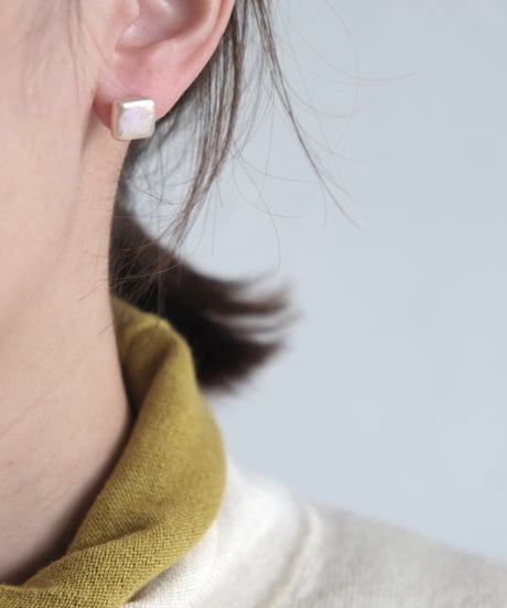 square M stud pierce