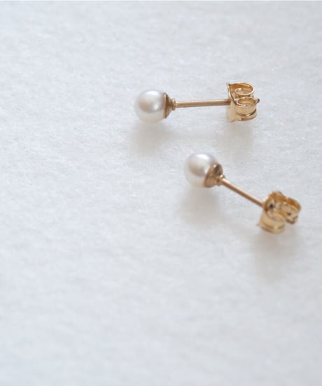 tiny round stud pierce 3mm