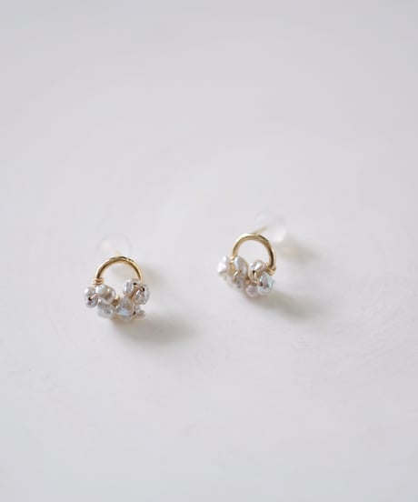 Akoya dew circle S stud pierce
