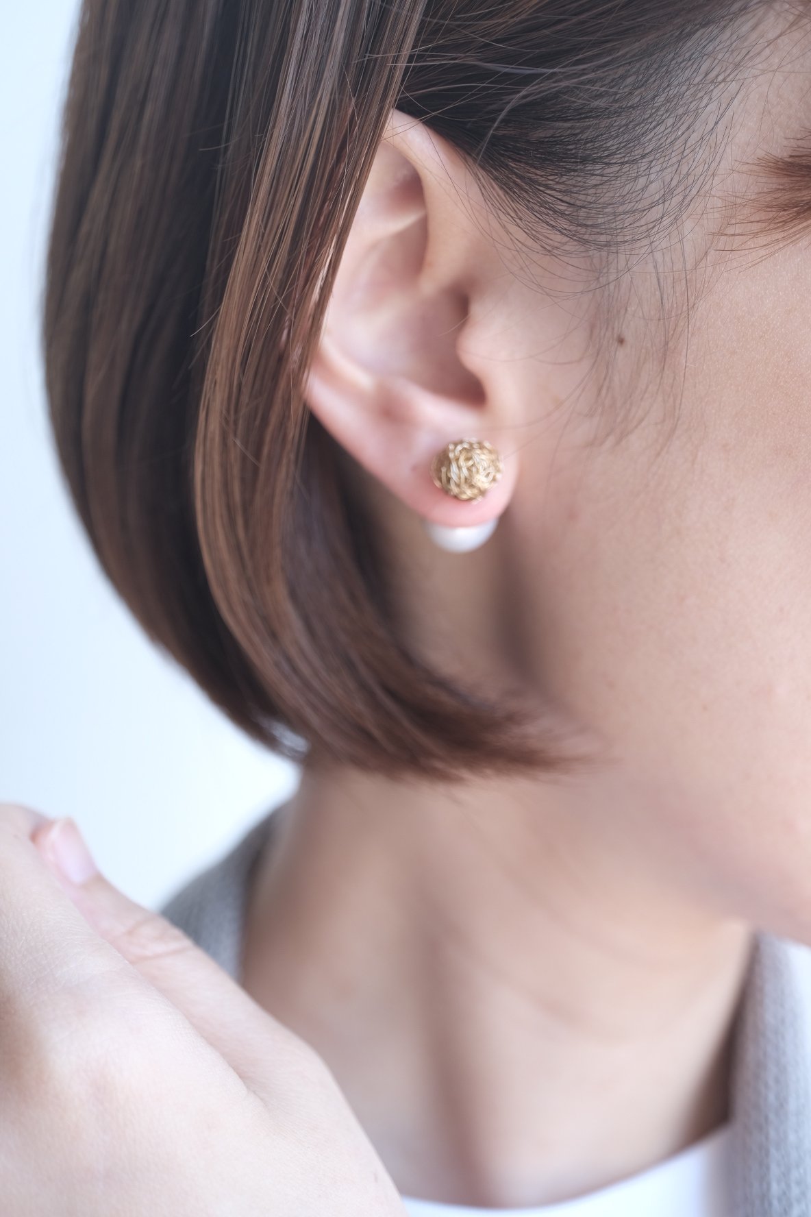 crochet L × back catch pierce | AURA