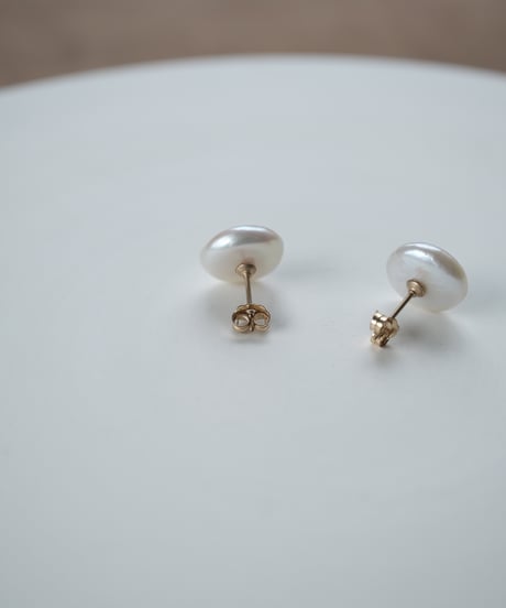 coin stud pierce