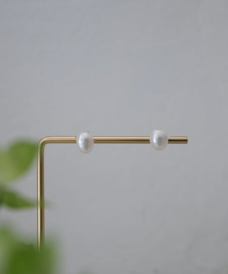baroque  S stud pierce