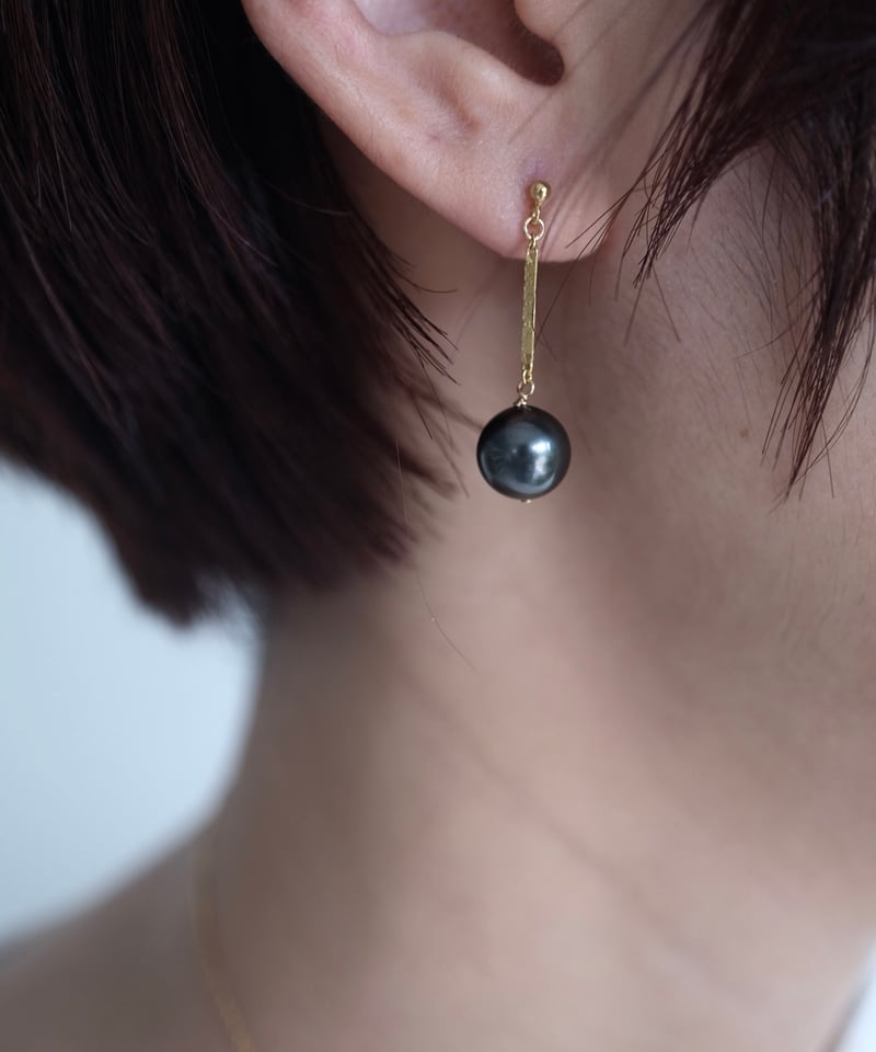 south sea pearl flat bar pierce | AURA