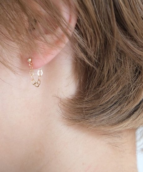 aurum chain hoop pierce