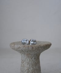 south sea pearl stud pierce