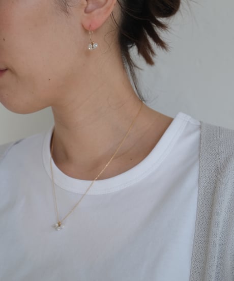 bouquet mini hoop pierce