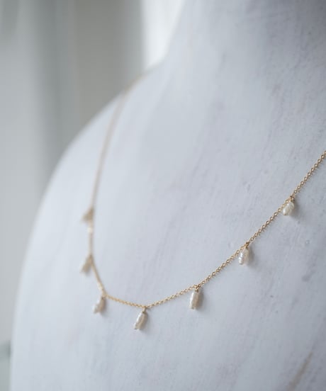 aya station necklace