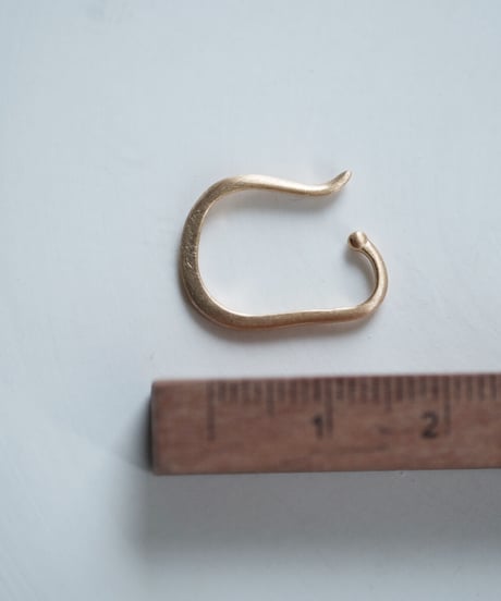 simple  liner earcuff