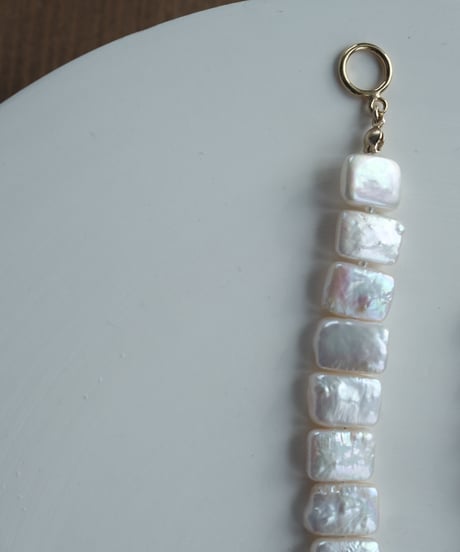 square gold mantel bracelet