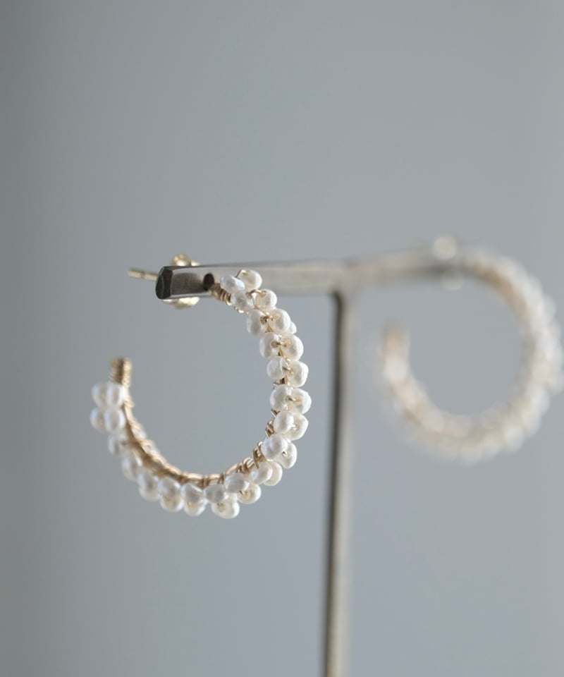 tiny seed C post pierce #L size | AURA