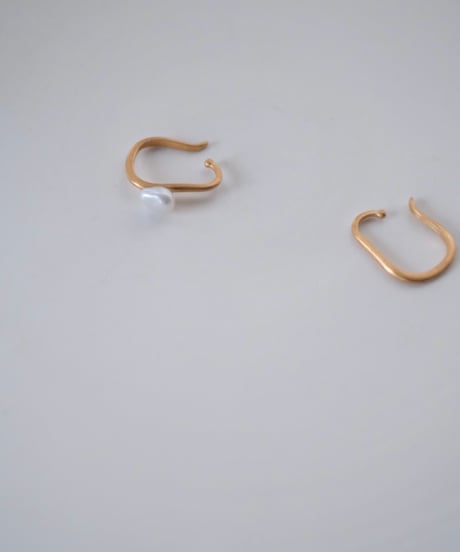 poppy liner earcuff