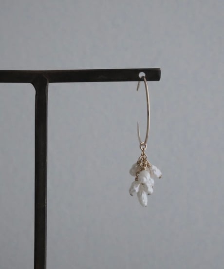 aya C hoop pierce
