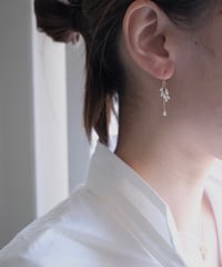 Akoya ame hook pierce