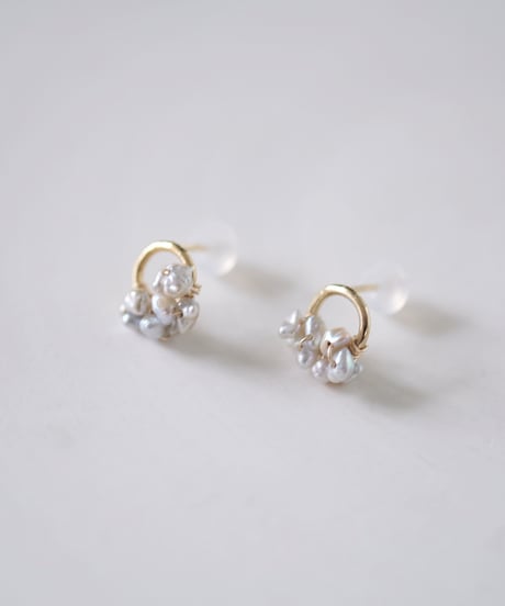 Akoya dew circle S stud pierce