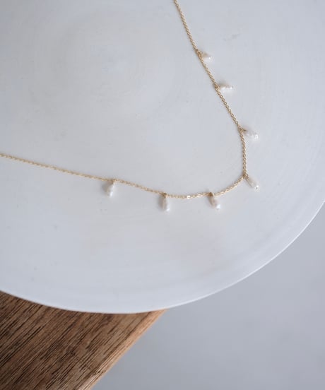aya station necklace