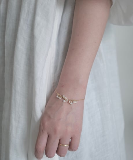 flow bobble bracelet