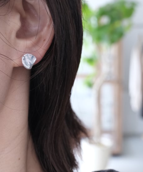 petal stud pierce &non hole pierce