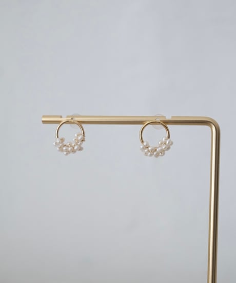 seed circle stud pierce (S/M size)