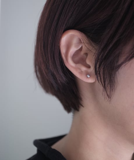 mist stud pierce