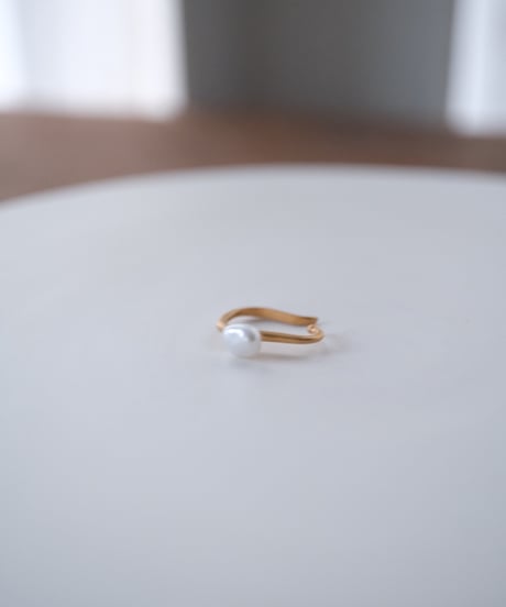 poppy liner earcuff
