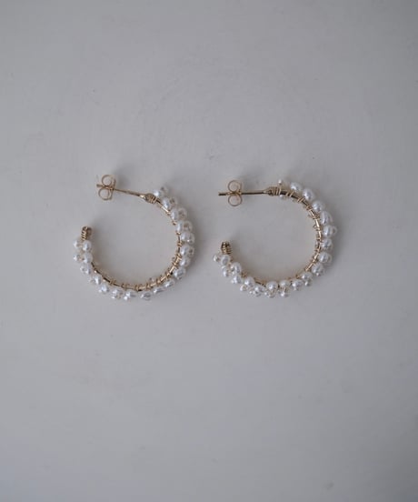 tiny seed C post pierce  #L size