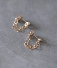 aurum chain hoop pierce